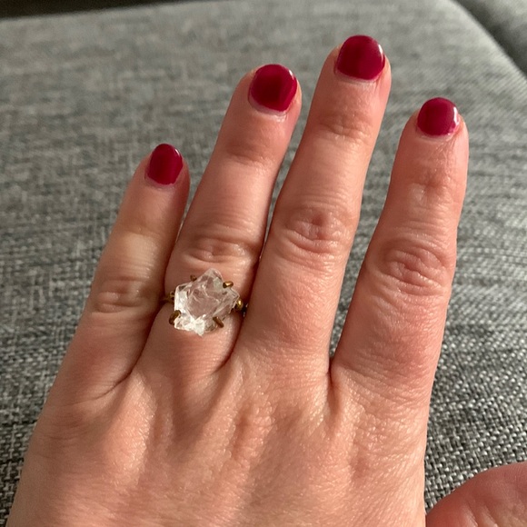 Quartz ring - Picture 1 of 5
